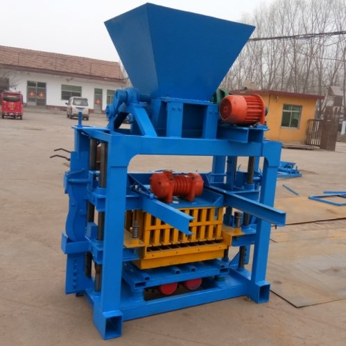 Porous brick making machine