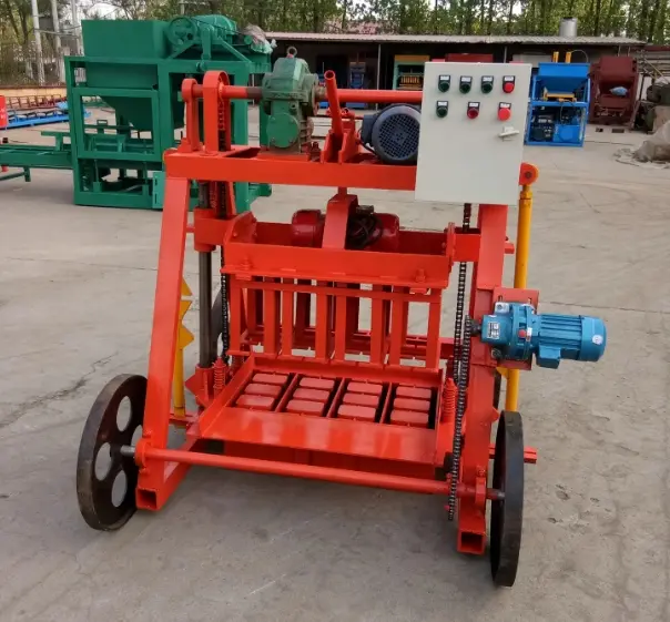 movable concrete block making machine