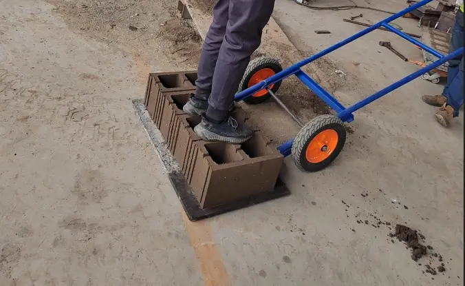 hollow brick