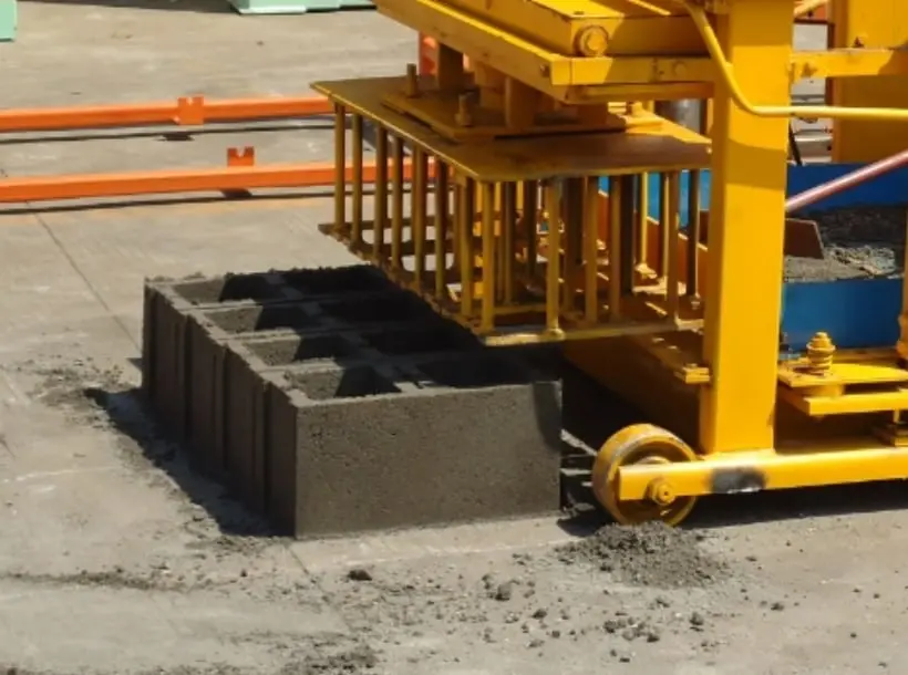 egg laying block machine
