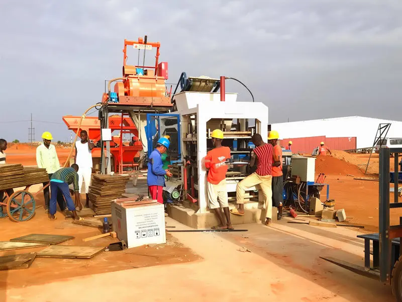 QT8-15 block production line in Nigeria qt8 15 hollow brick production line QT8-15 Block Production Line in Nigeria